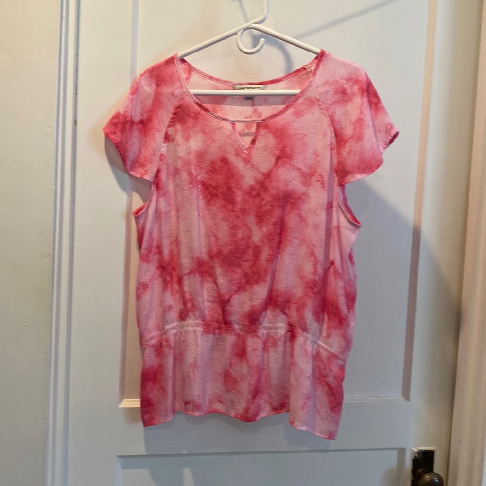 Women’s Counterparts top size XL. Pink and white tie dyed pattern.